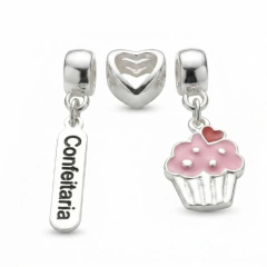 Kit Berloques Confeitaria Cupcake Coração Banhado à Prata