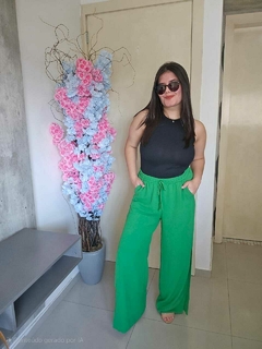 CALÇA LIVIA na internet
