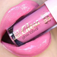 BT Gloss Giovana Bruna Tavares