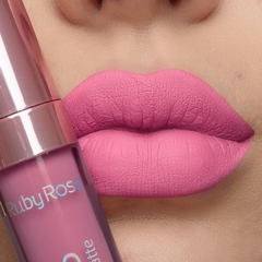 Batom líquido matte Feels Ruby Rose cor 357