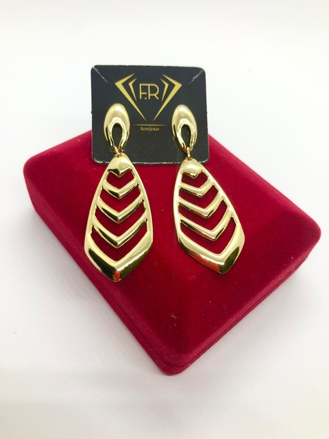 Brinco pendurado liso