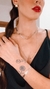Choker escama de peixe na internet