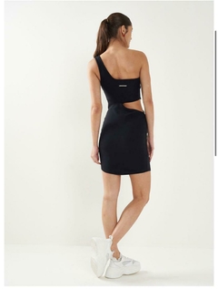 0445700403 VESTIDO COLCCI na internet