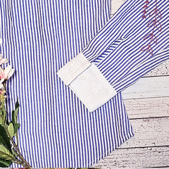 Camisa Agapanto - Cloqué en líneas azules y Broderie - Frau Paulina Camisas