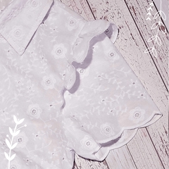 Azalea Blanca en Broderie - Color Blanco - Frau Paulina Camisas