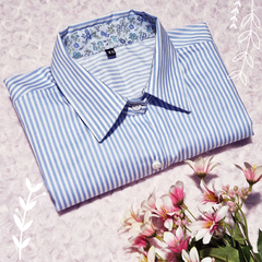 Camisa Petunia - Rayas celestes - Detalles liberty en puños y cuellos