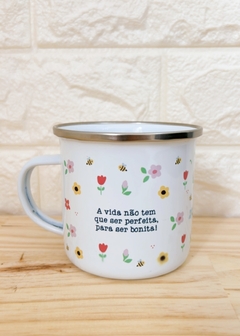 Caneca Esmaltada A vida