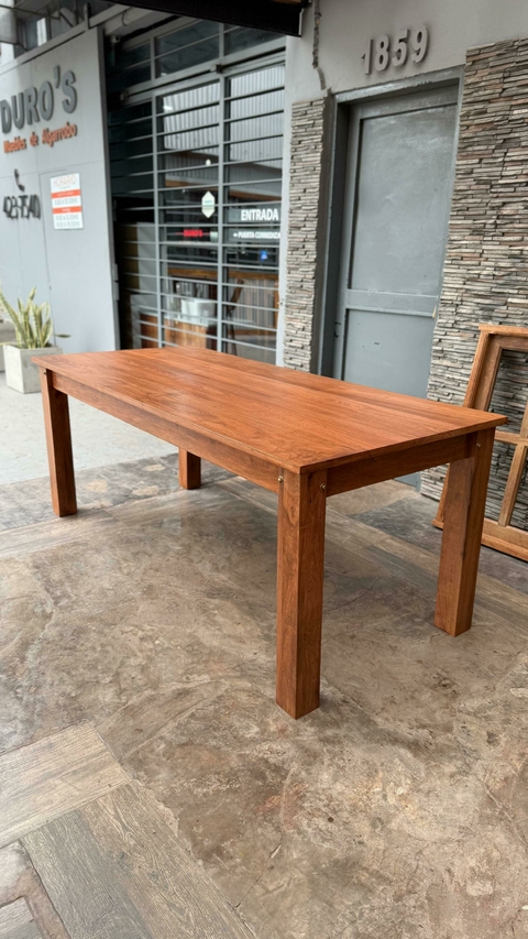 Mesa de 2.00 4 Patas Kuantum - comprar online