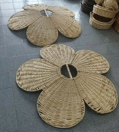 LAMPARA PETALO MIMBRE (Precio de 60cms) solo por pedido - comprar online