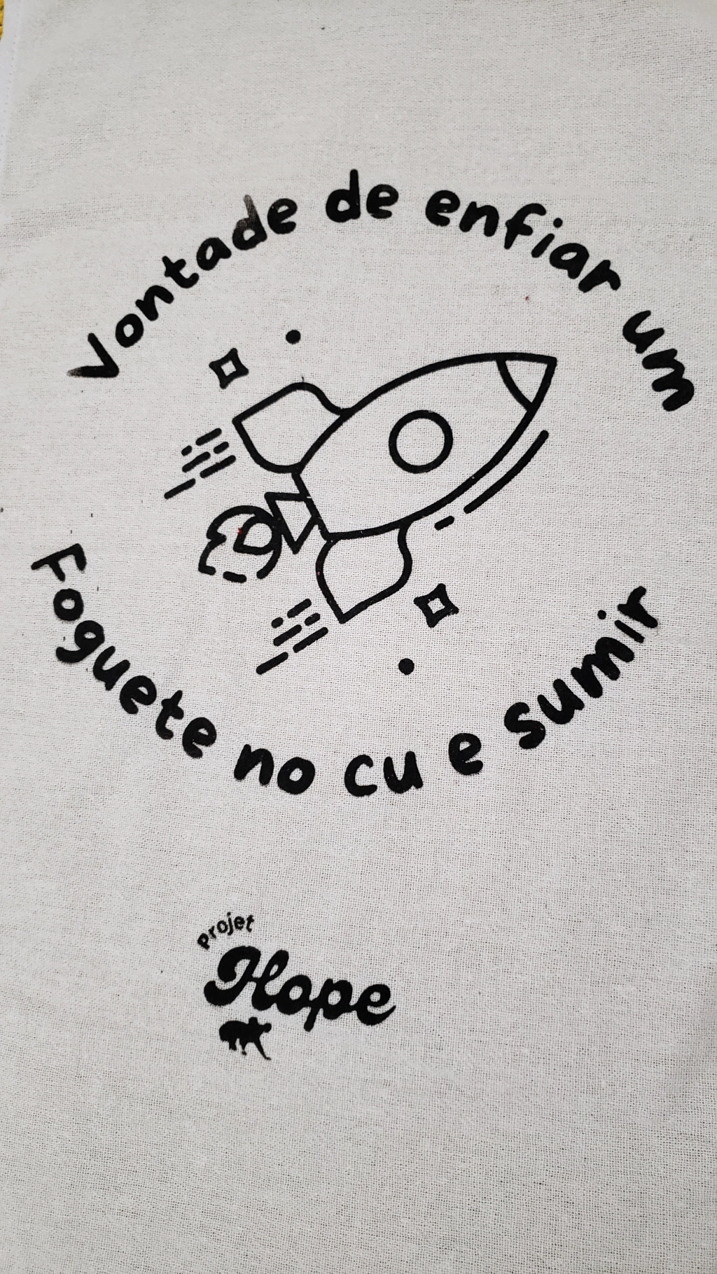 Vontade de enfiar um foquete no cu e sumir!!!