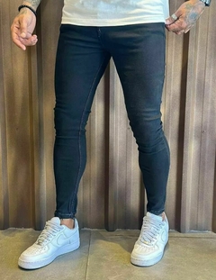 Calça Jeans Jay Jones Básica Preta na internet