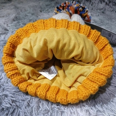 Art 11344 Gorro lana forrado con pompóm - paseodelospatos