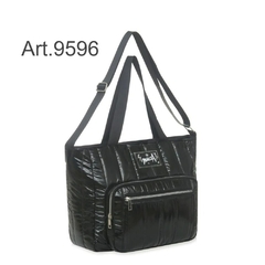 Art.9596 Cartera PUFFER acharolada - comprar online