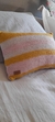 almohadon rayas Mostaza chico - comprar online