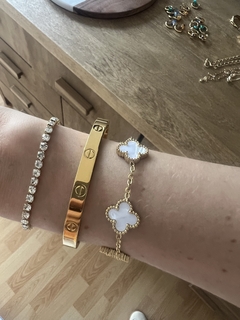 Pulsera Tier en internet