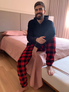 KIT CASAL - Pijama Fleece com Bolso - Blusa Preta & Calça Xadrez - MZA