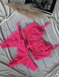 Conjunto Isis