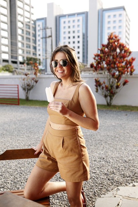 Shorts Malibu Caramelo