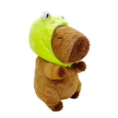 Peluche Capybara Con Accesorios 20 cm