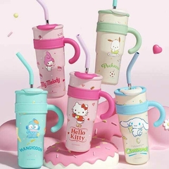 Vaso Sanrio Hangyodon XL con sorbete y manija – 1.2 L - Premavintage