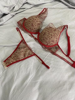 Conjunto Jade na internet