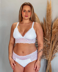 Conjunto Vanessa Todo Rendado na internet