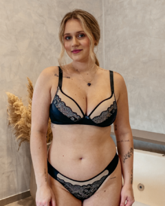 Conjunto Aline Detalhes em Renda, Lycra e Tule na internet