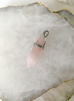 Pingente Biterminado Quartzo Rosa - Issa Minerais
