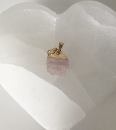 Pingente Bruto Quartzo Rosa na internet