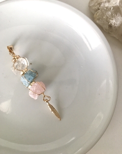 Imagem do Pingente Pena - Cristal, Água Marinha e Quartzo Rosa