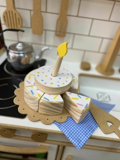 Torta y vela de madera - Plaza de Papel