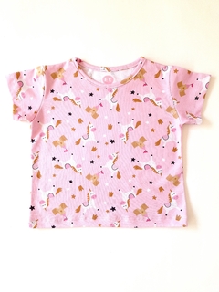 REMERA M/C UNICORNIOS ROSA Y FUCSIA