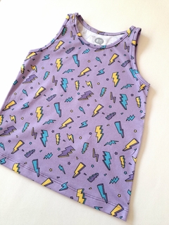 MUSCULOSA RAYOS LILA - comprar online