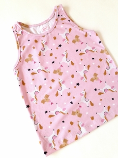 MUSCULOSA UNICORNIOS ROSA en internet