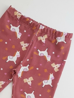 Calza Unicornio Roja en internet