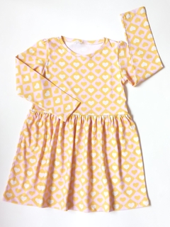 VESTIDO CORAZONES AMARILLO en internet