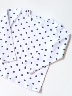 Remeras M/L lunares negros - comprar online