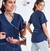 CHAQUETA ENTALLADA AZUL CON CELESTE. Tela grafil antimanchas antibacterial y fácil planchado