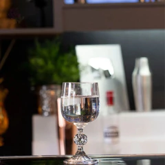 Taça Claudia em Cristal Com Titânio 190ml Bohemia na internet