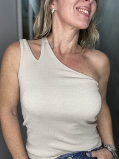 Imagem do BLUSA REGATA UM OMBRO MALHA