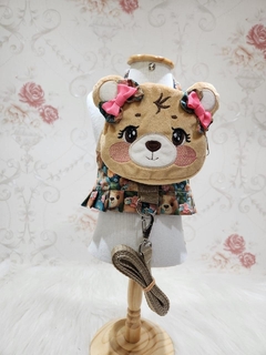 Peitoral Mochilinha Ursa Mel Verão - Maloqueiras Dogs Store