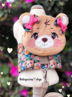 Peitoral Mochilinha Ursa Mel Verão - Maloqueiras Dogs Store