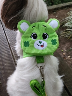 Peitoral Mochilinha Ursinho Amoroso Verde