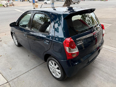 Toyota Etios 1.5 N Xls 6Mt 5P 2017 - comprar online