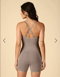 cinta modeladora liz Body Bermuda Redutor 73396 - comprar online