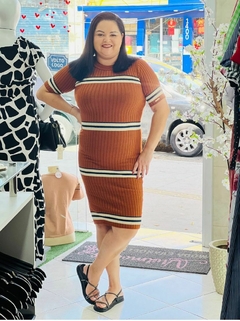 vestido tricot listrado