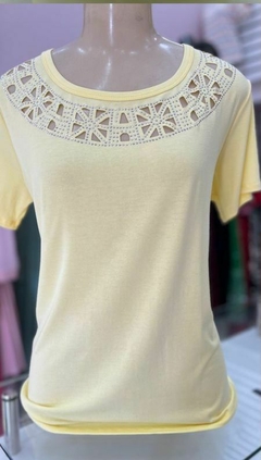 t-shirt com brilho na frente - comprar online