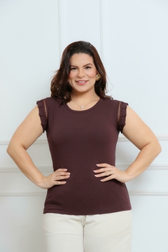 Blusa de Viscose com Detalhes na Manga! na internet