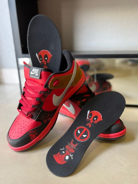 Nike Air Dunk & Deadpool Nacional Vermelho. - comprar online