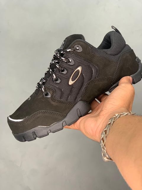 Botinha Oakley Nacional - comprar online